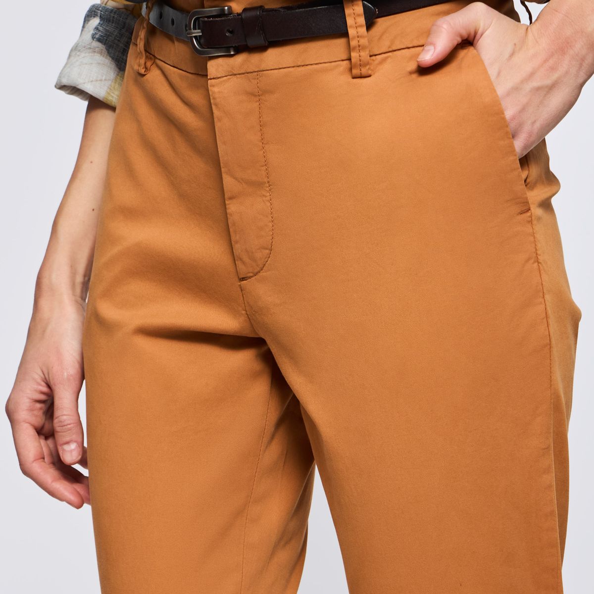 SAVILLE ROW - Pantalón Regular Tiro Alto Mujer Saville Row