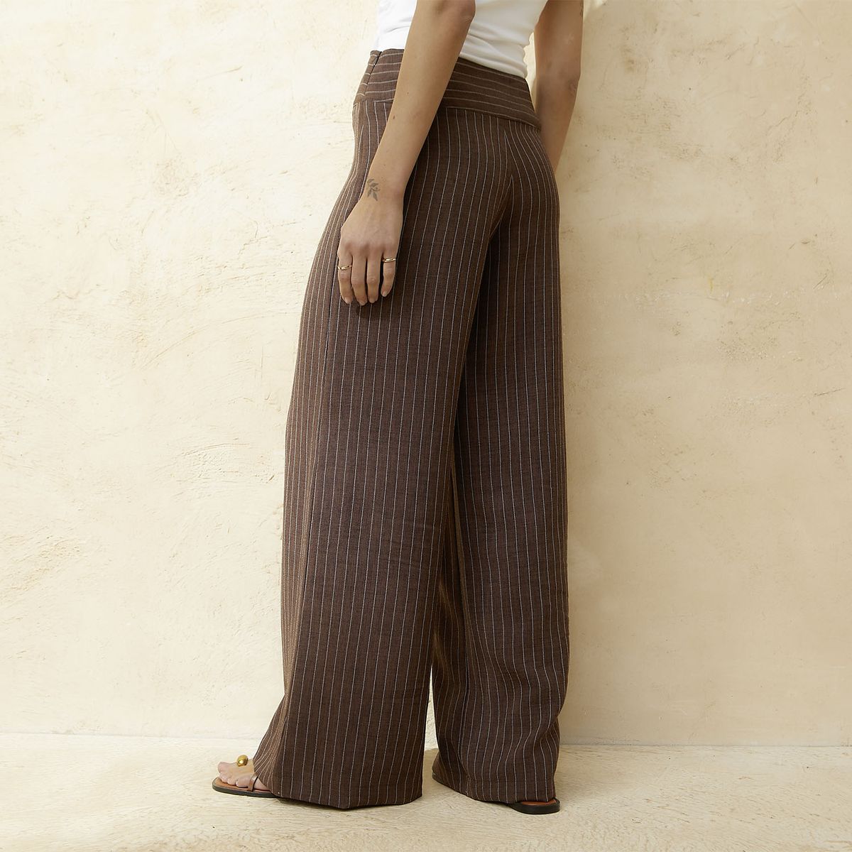 BASEMENT - Pantalón Regular Tiro Medio Mujer Basement