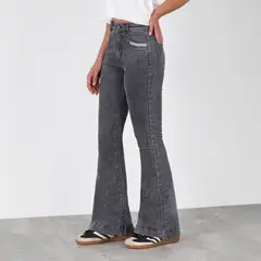 RAINDOOR - Jeans Flare Tiro Medio Mujer