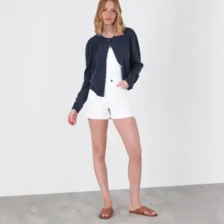 RAINDOOR - Short Regular Tiro Medio Mujer