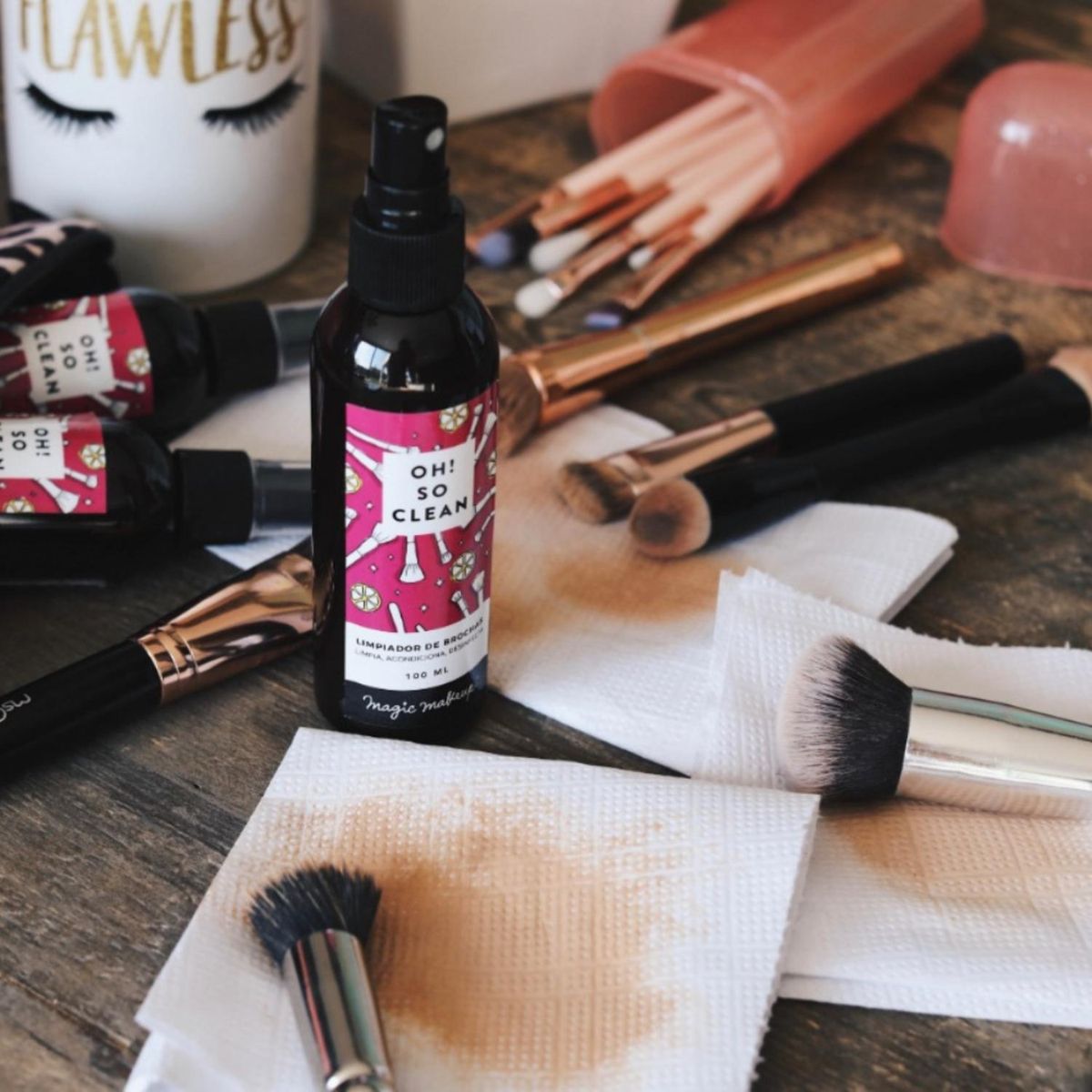 MAGIC MAKEUP - Limpiador Brochas 100 Ml
