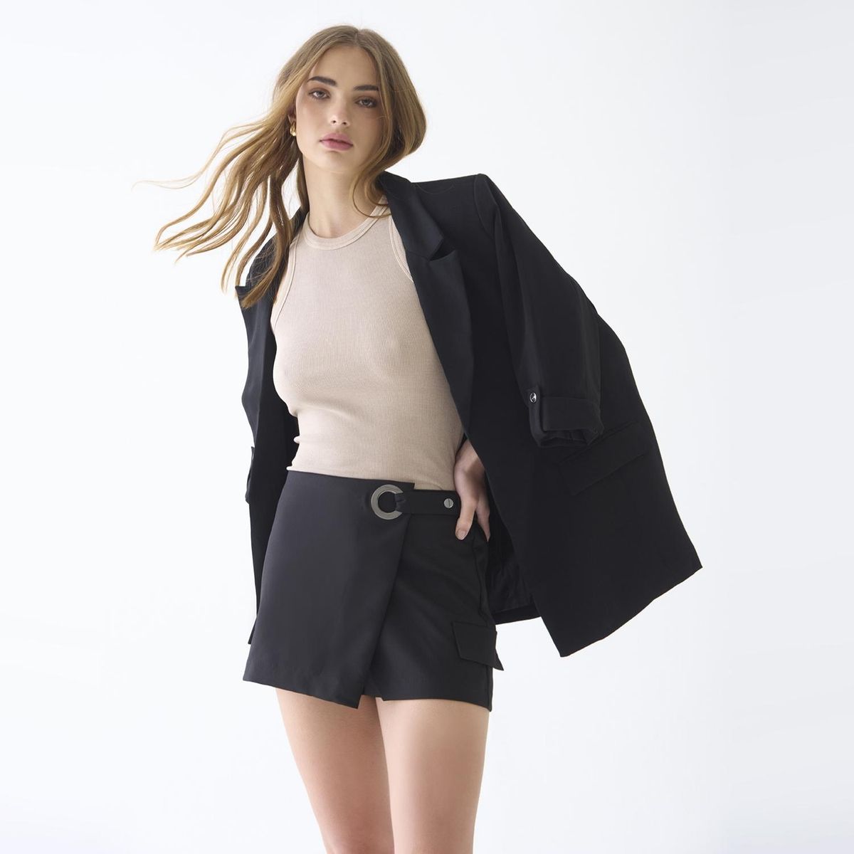 BRICK LONDON - Short Regular Tiro Medio Mujer Brick London