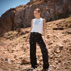 MUTH - Jeans Silene bordado Mujer