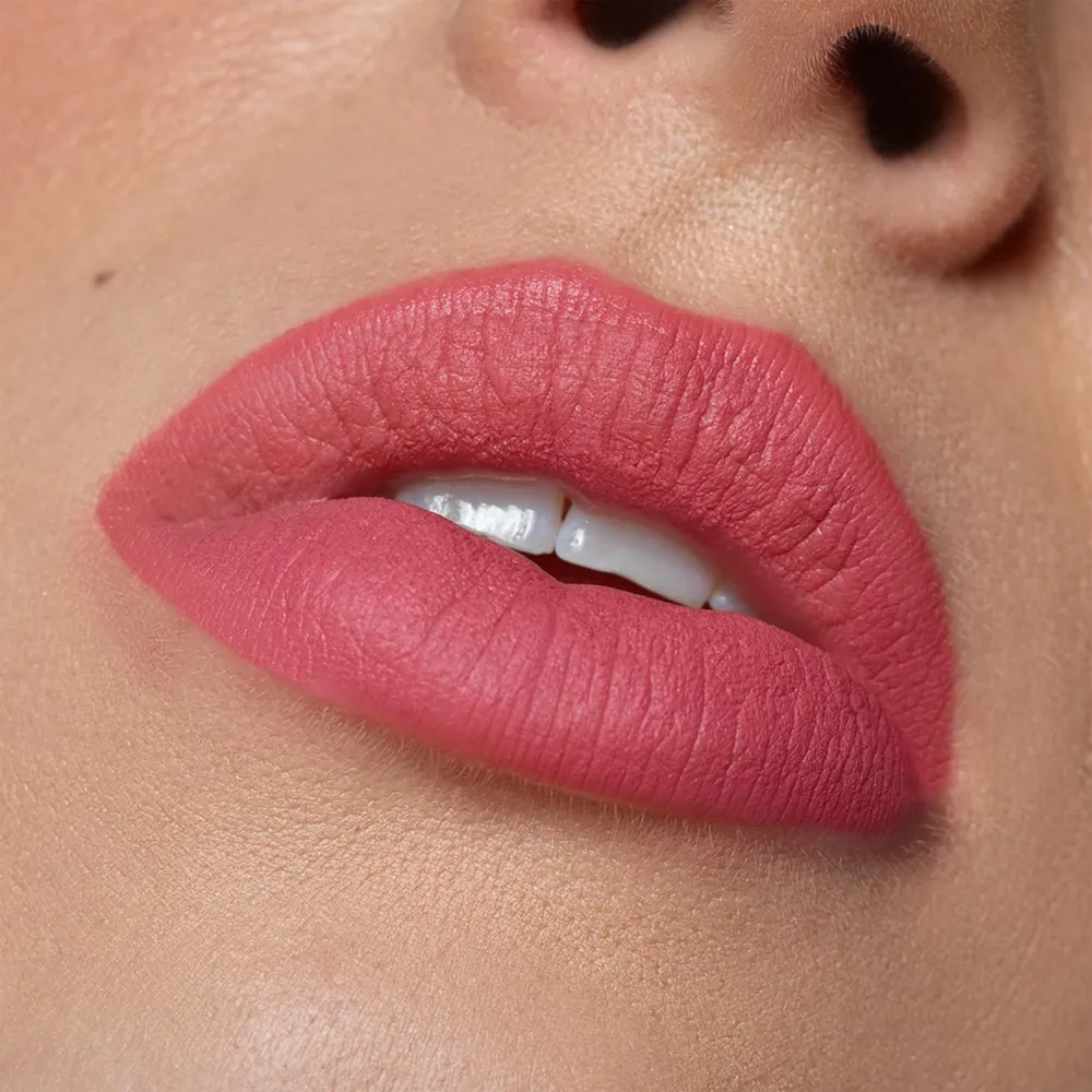 Nudestix Intense Matte Lip & Cheek Pencil Kiss, foto 3