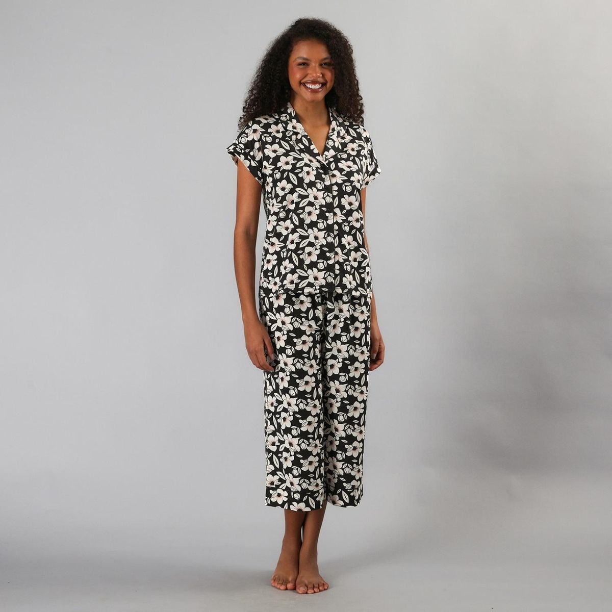 FLORES - Set Top Camisero + Capri Palazzo Mujer Flores