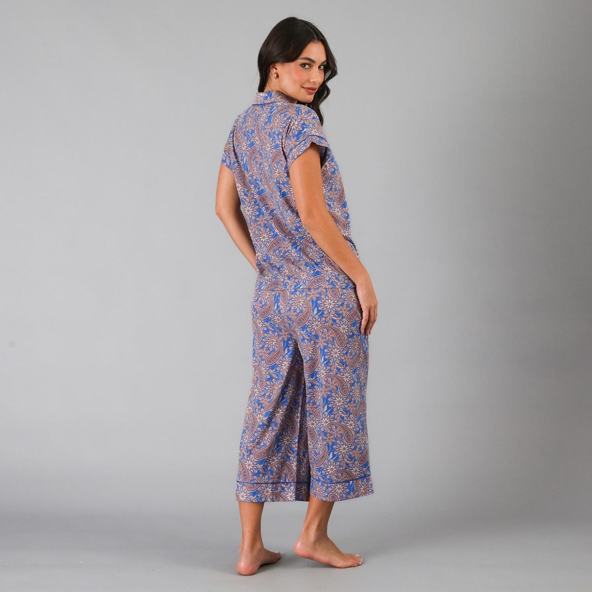 FLORES - Set Top Camisero + Capri Palazzo Mujer Flores