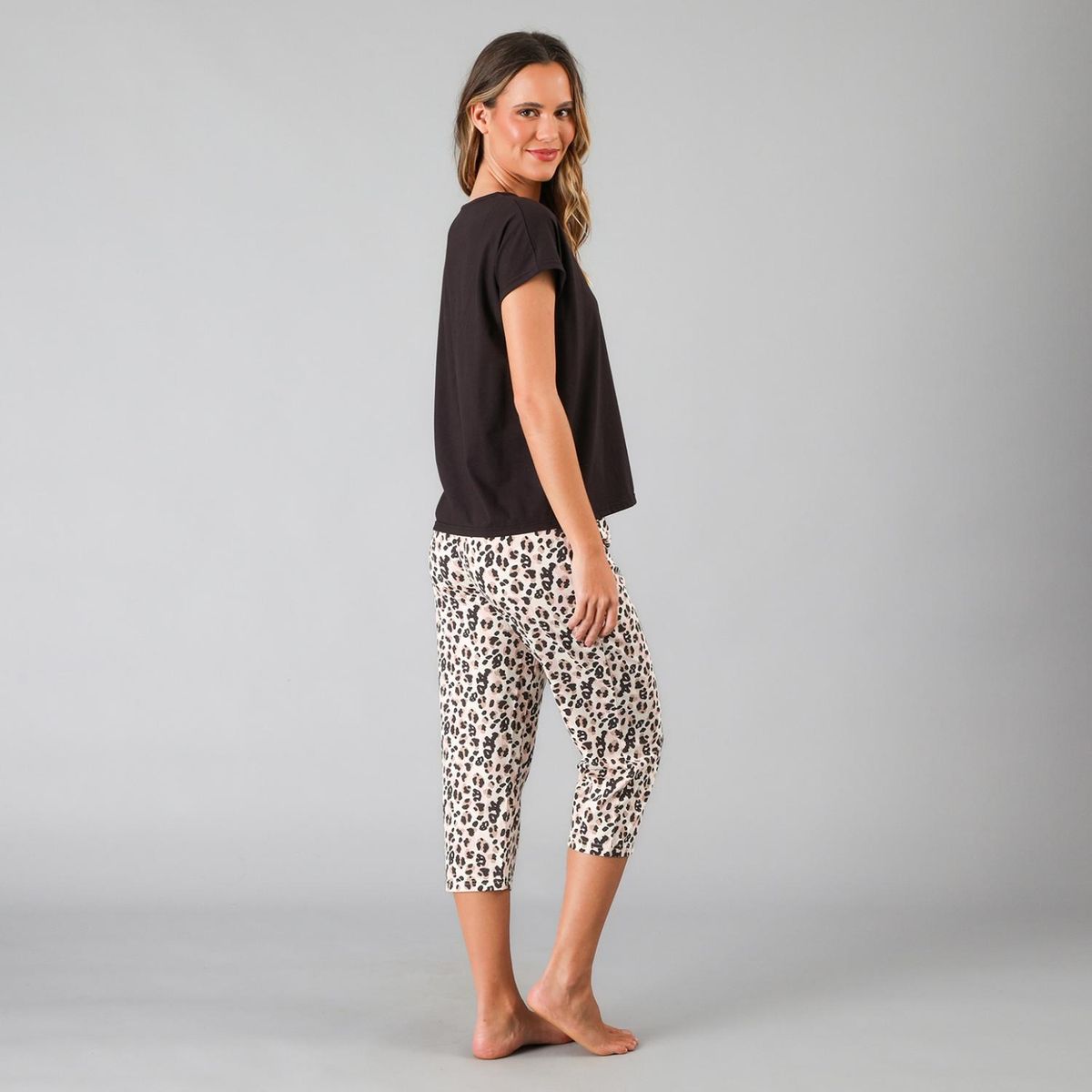 FLORES - Set Top + Capri Mujer Flores