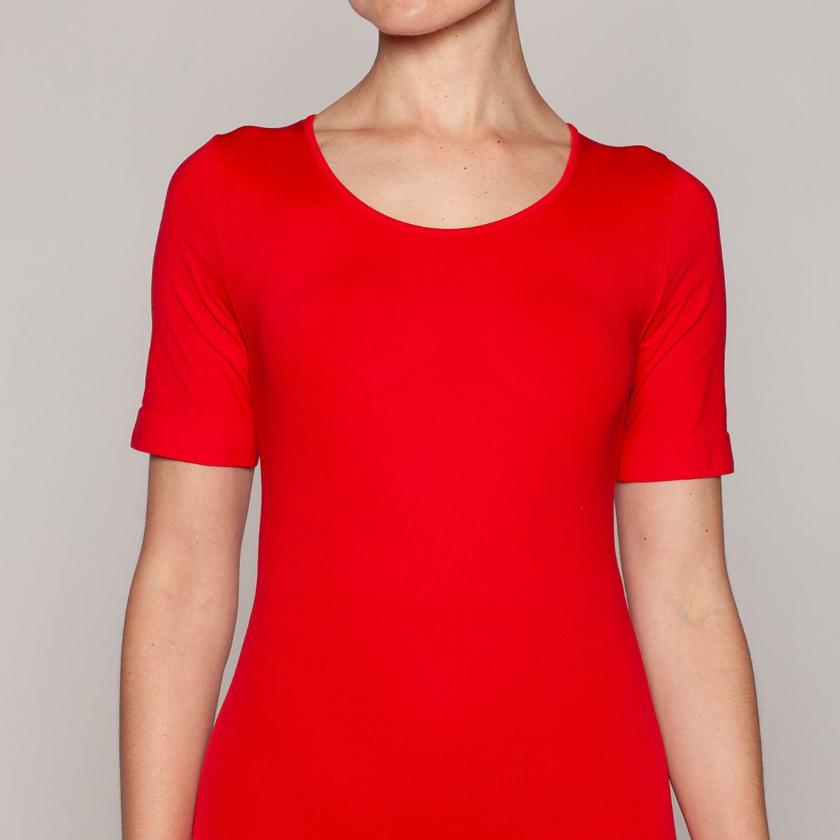 MONARCH - Polera Manga Corta Mujer Monarch