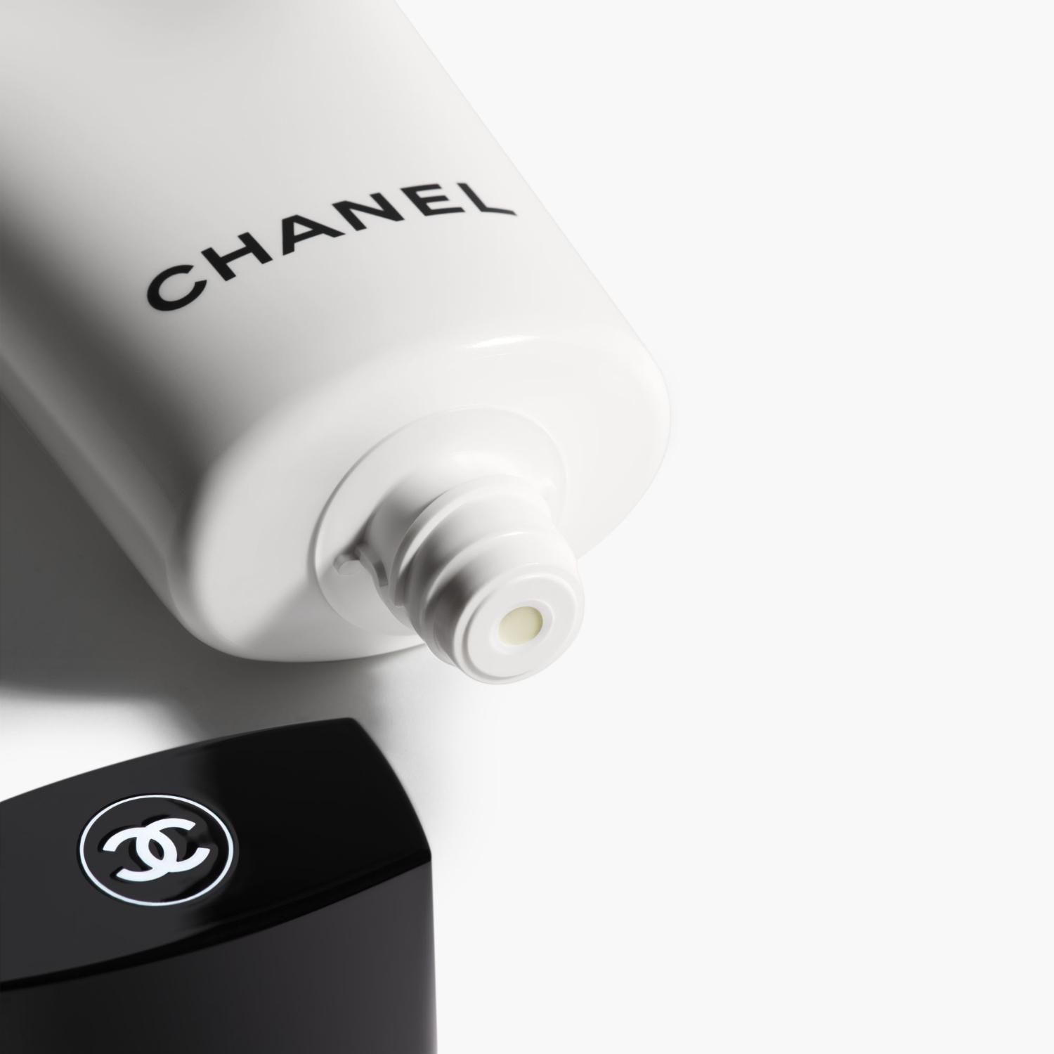 新品未使用　CHANEL LA MOUSSE 150ml CHANEL LA MOUSSE CAMELLIA 150ml | Falabella Chile