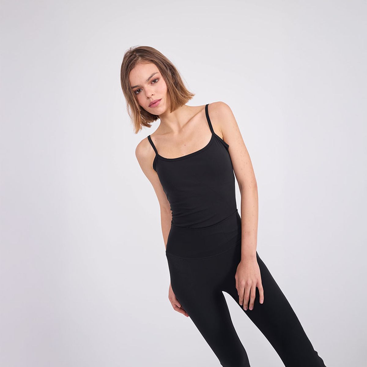 LGND - Polera Deportiva Strap Top Mujer Lgnd