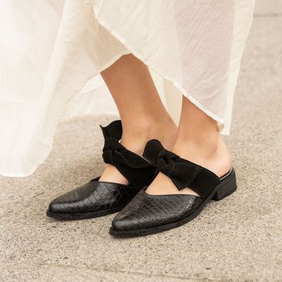 Imagen 1 del producto Babucha Capri Mujer Cuero Negro