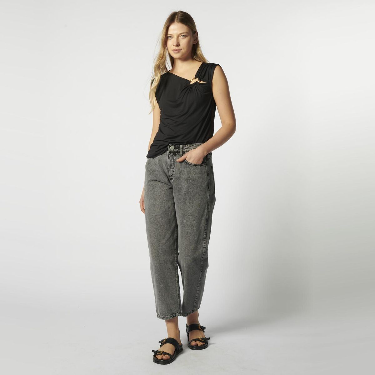 SINGOLARE - Polera Sin Mangas Mujer Singolare