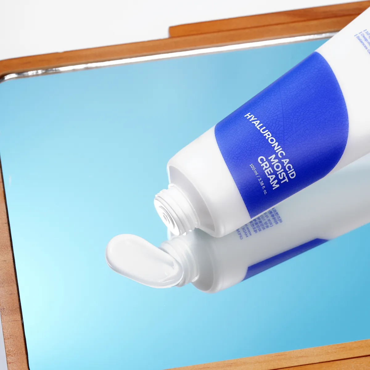 ISNTREE - Hyaluronic Acid Moist Cream Isntree