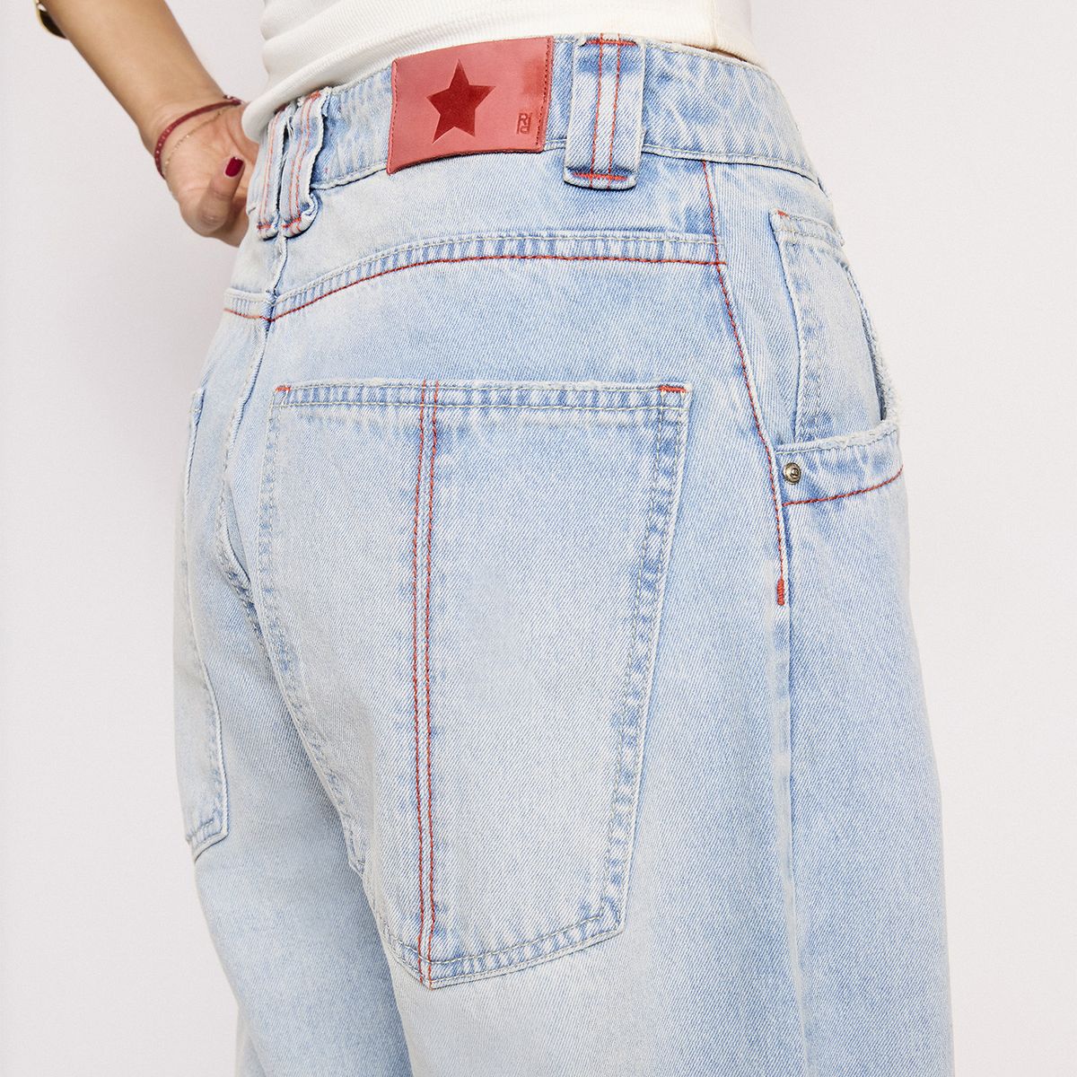 FALABELLA - Jeans Baggy Tiro Bajo Mujer Falabella