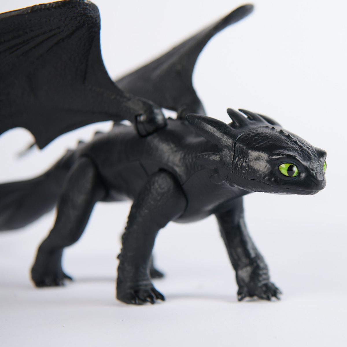 HOW TO TRAIN YOUR DRAGON - Como Entrenar A Tu Dragon Figura Chimuelo