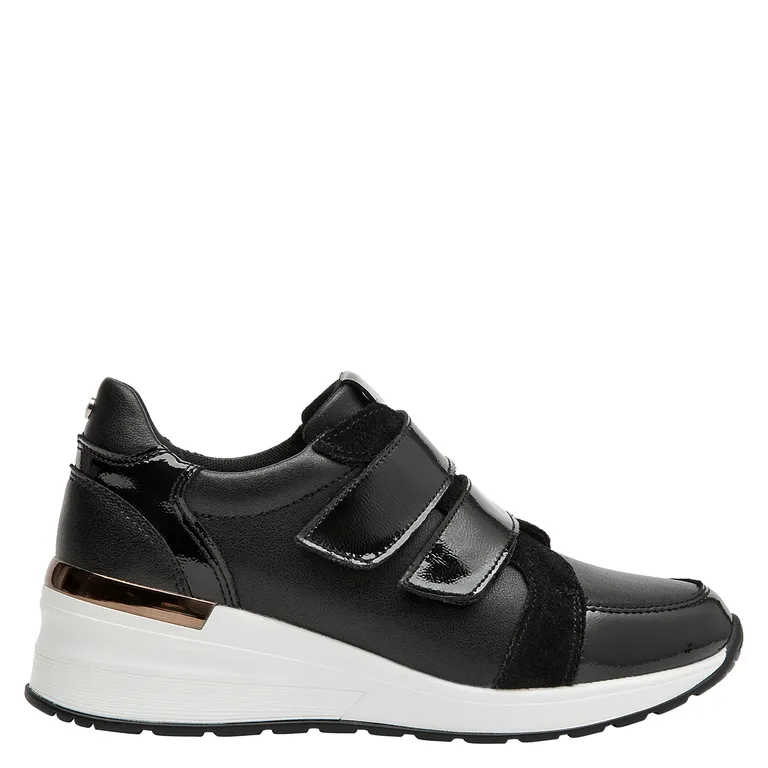 Zapatilla Urbana Mujer Cuero Negro