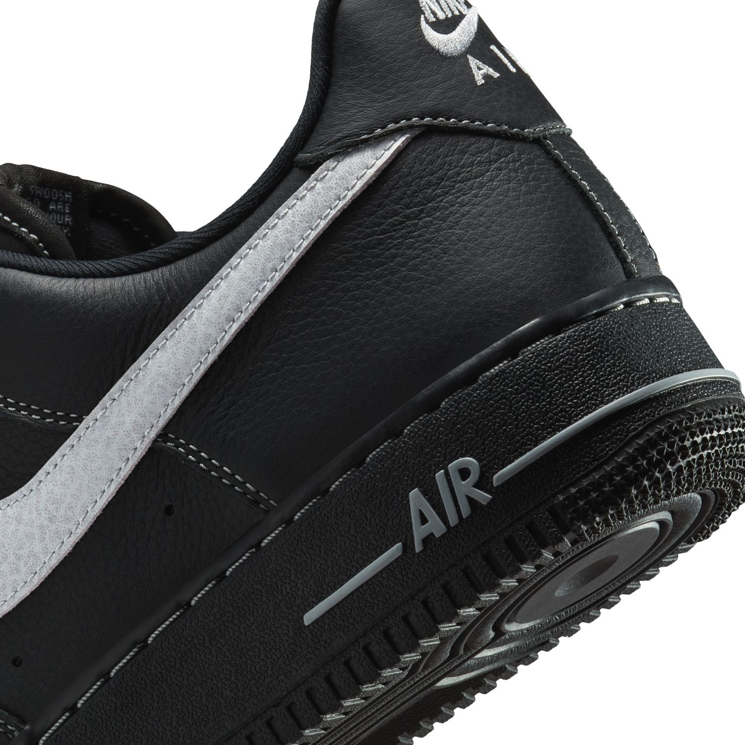 NIKE Air Force 1 07 LV8 Ess Plus Zapatilla Urbana Hombre Cuero