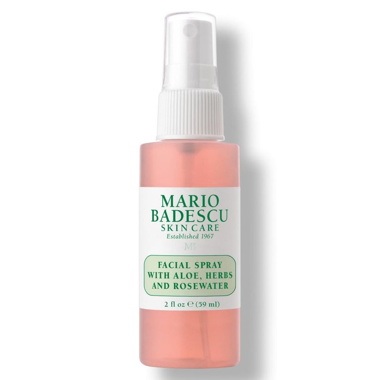 Bruma Hidratante Facial Con Agua De Rosas, Aloe Vera Y Hierbas.