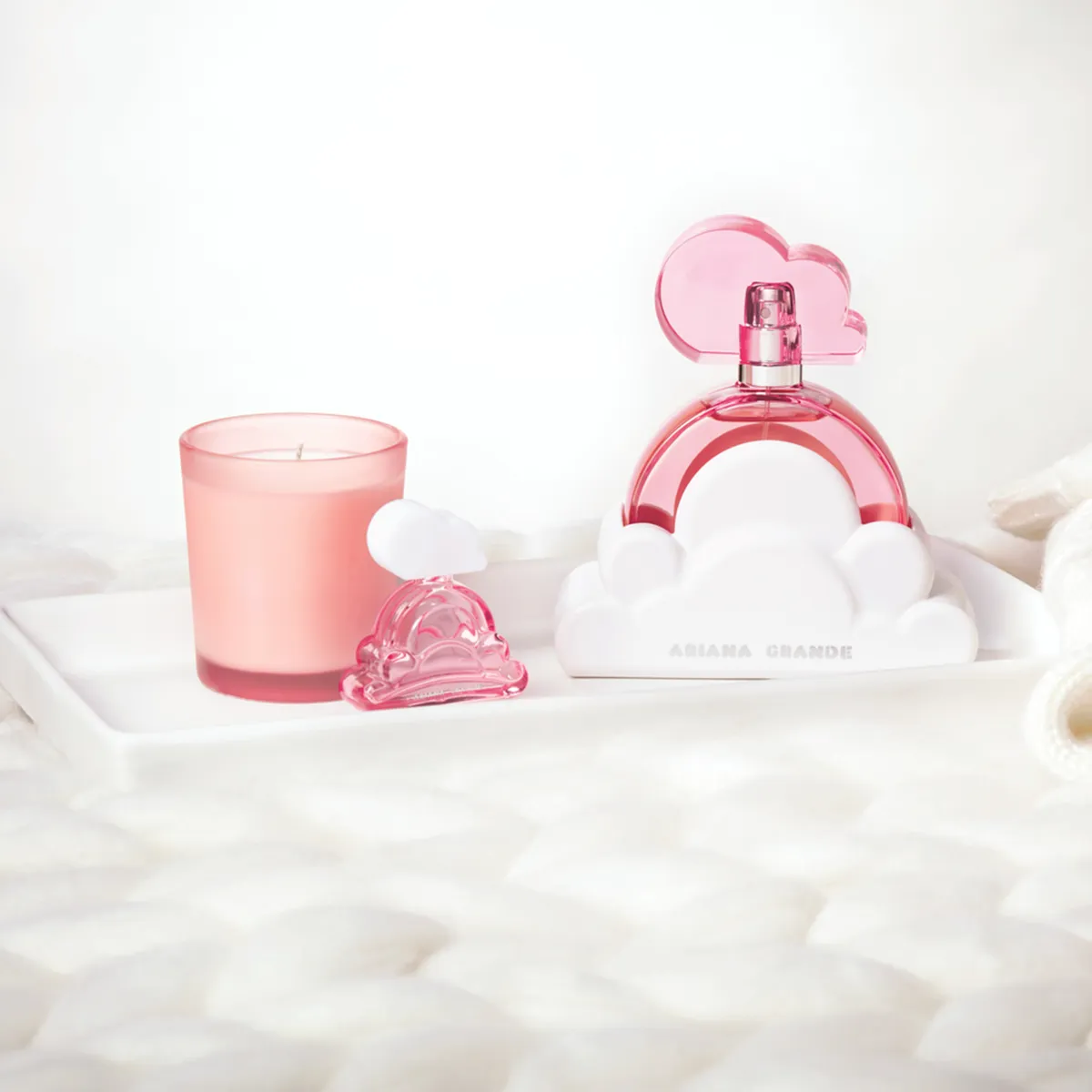 ARIANA GRANDE - Set Cloud Pink Gift 2025 Ariana Grande
