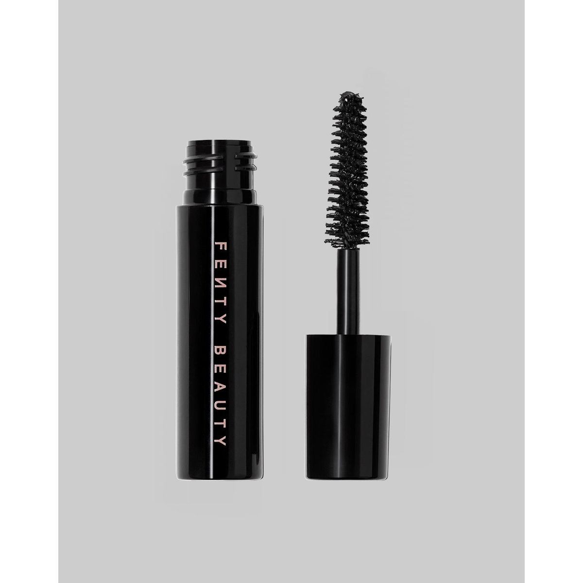 FENTY BEAUTY - Hella Thicc Volumizing Mascara (Máscara De Pestañas)