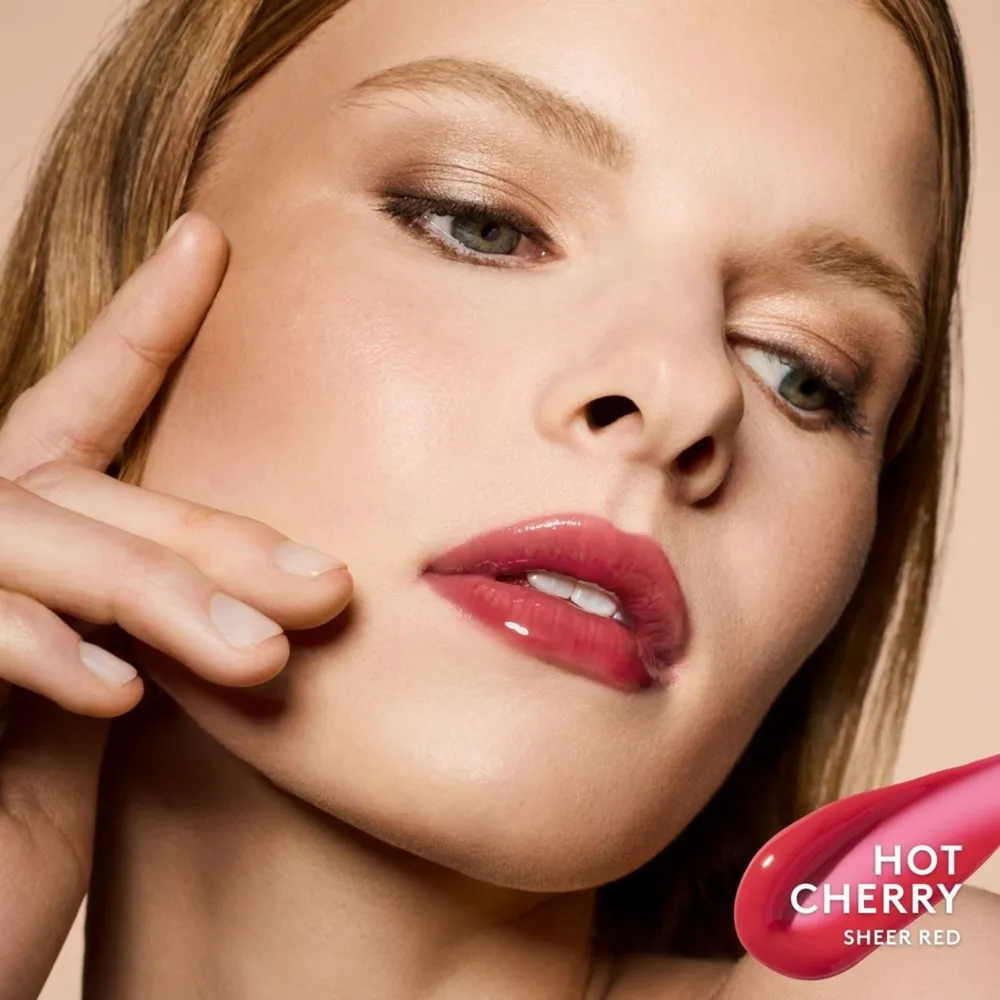 Fenty Beauty Gloss Bomb Heat Hot Cherry, foto 5