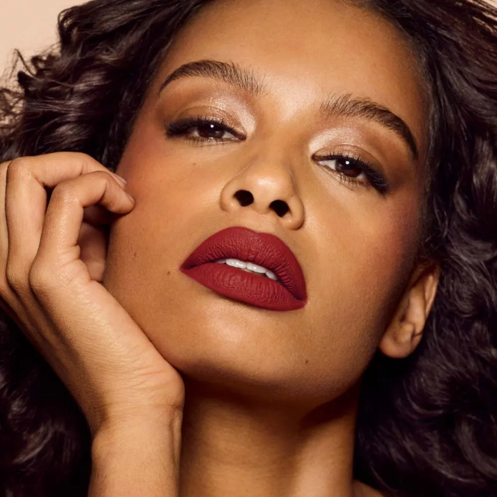 Fenty Beauty Icon Velvet Liquid Lipstick The Mvp, foto 8