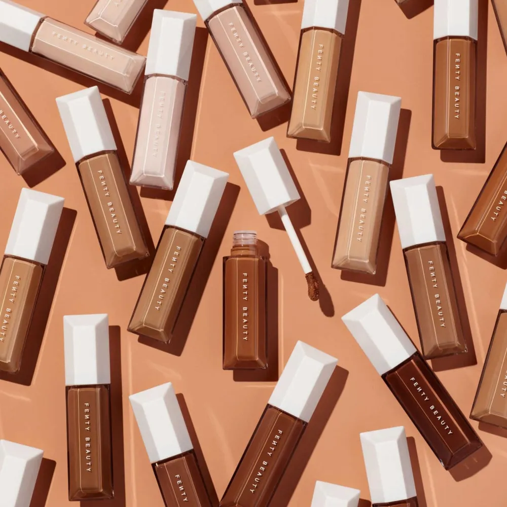 Fenty Beauty We're Even Hydrating Longwear Concealer 125C, foto 8