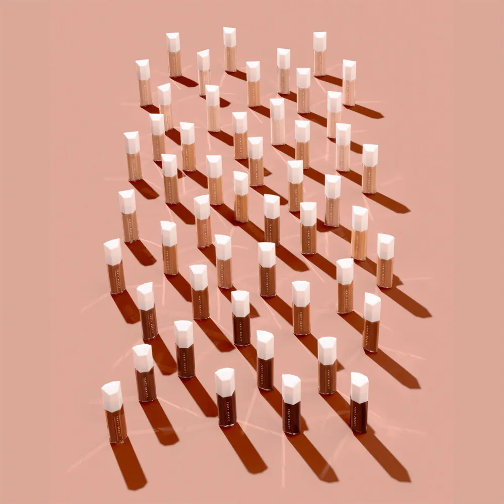 Fenty Beauty We're Even Hydrating Longwear Concealer 235W, foto 6