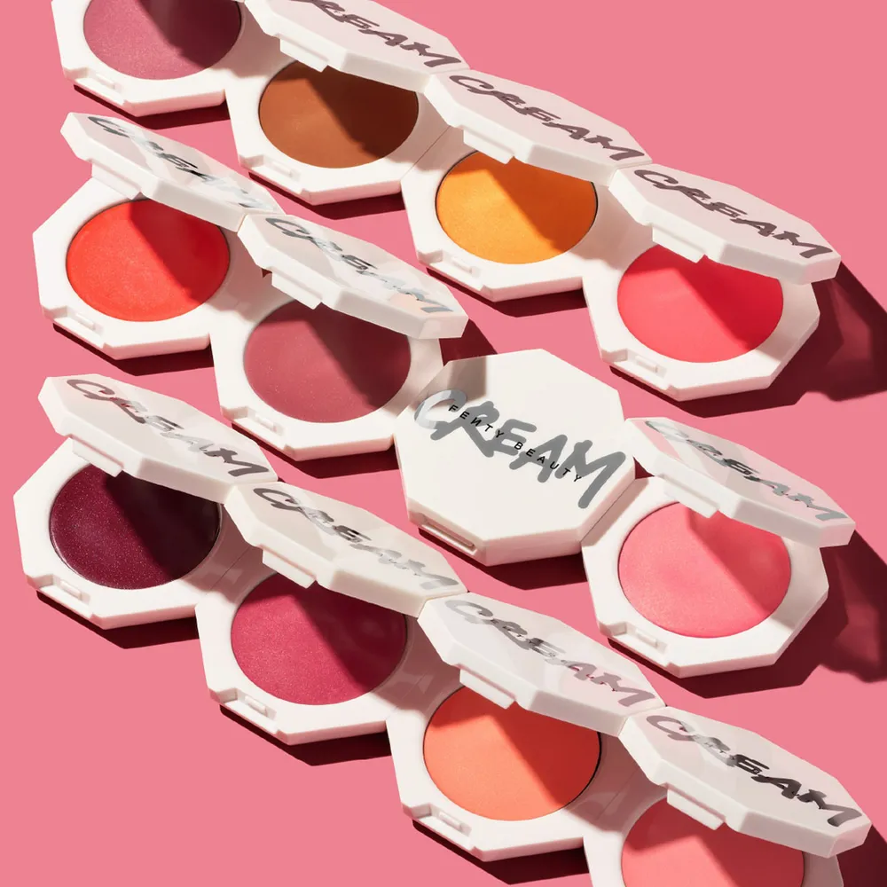 Fenty Beauty Cheeks Out Freestyle Cream Blush Cool Berry, foto 10