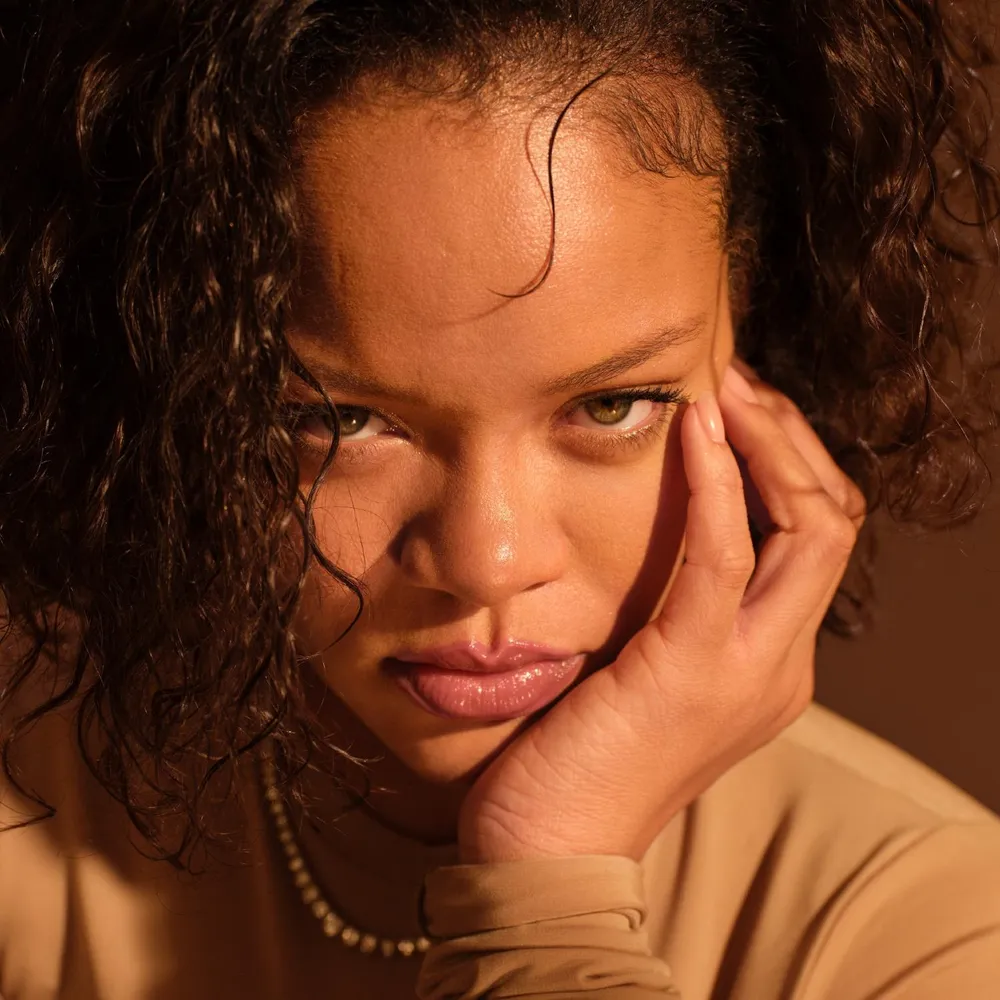 Fenty Beauty We're Even Hydrating Longwear Concealer 280C, foto 11