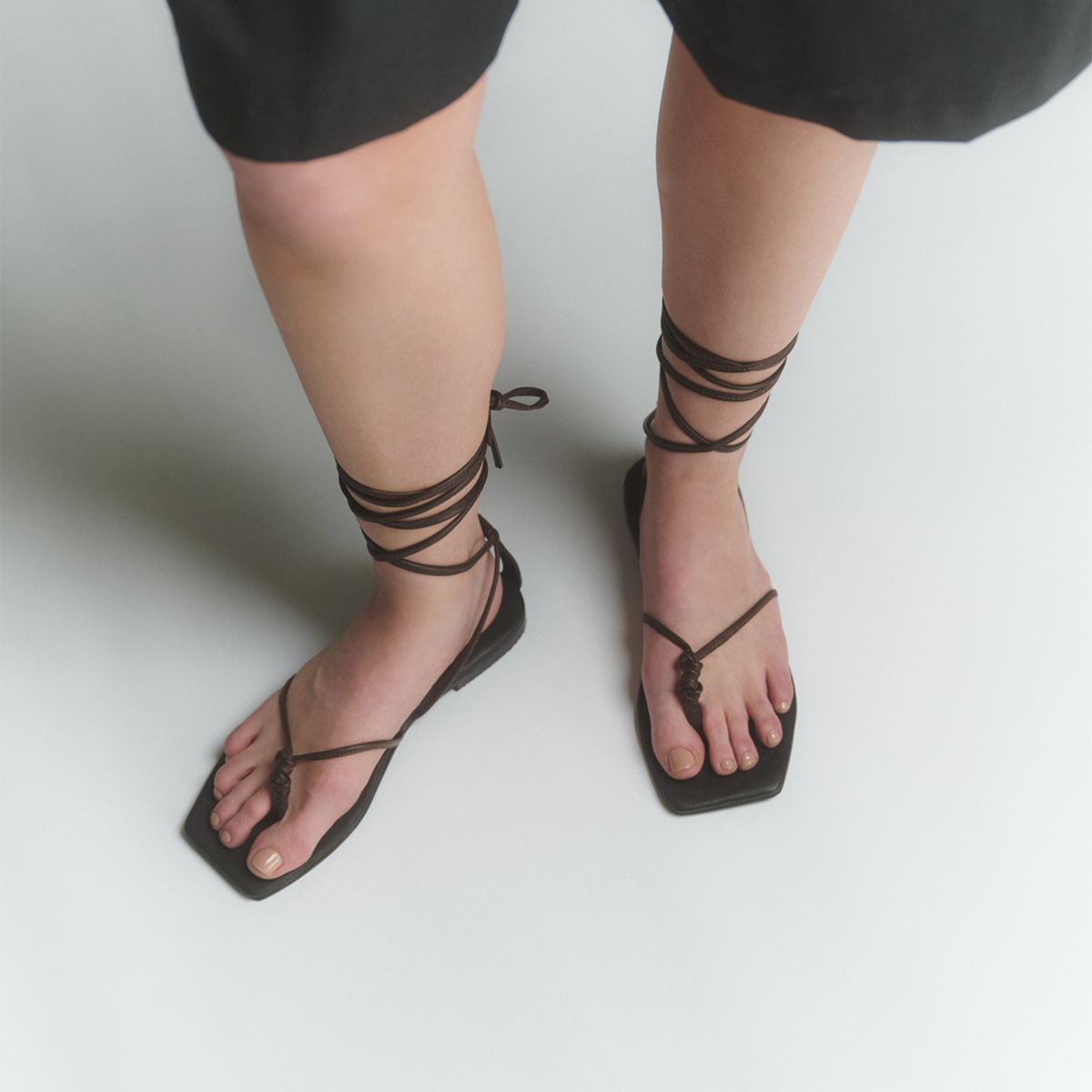 ATHAR - Sandalia Mujer Café Oscuro Athar