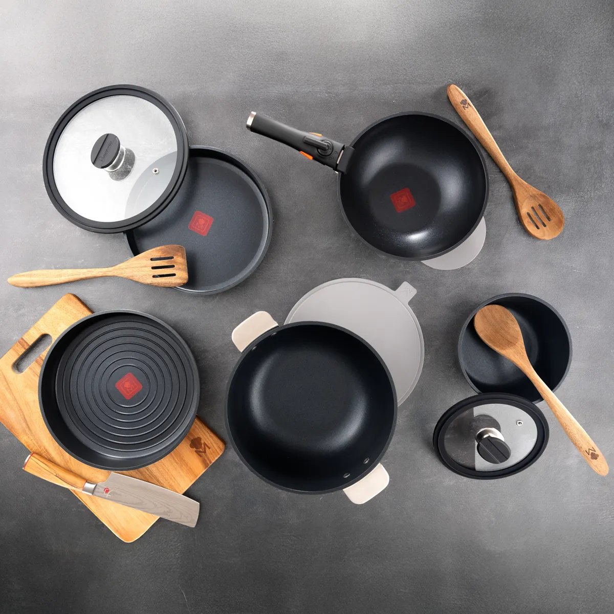 MASTERPRO - Batería De Cocina 10 Piezas Apilable Antiadherente SharePlay Masterpro