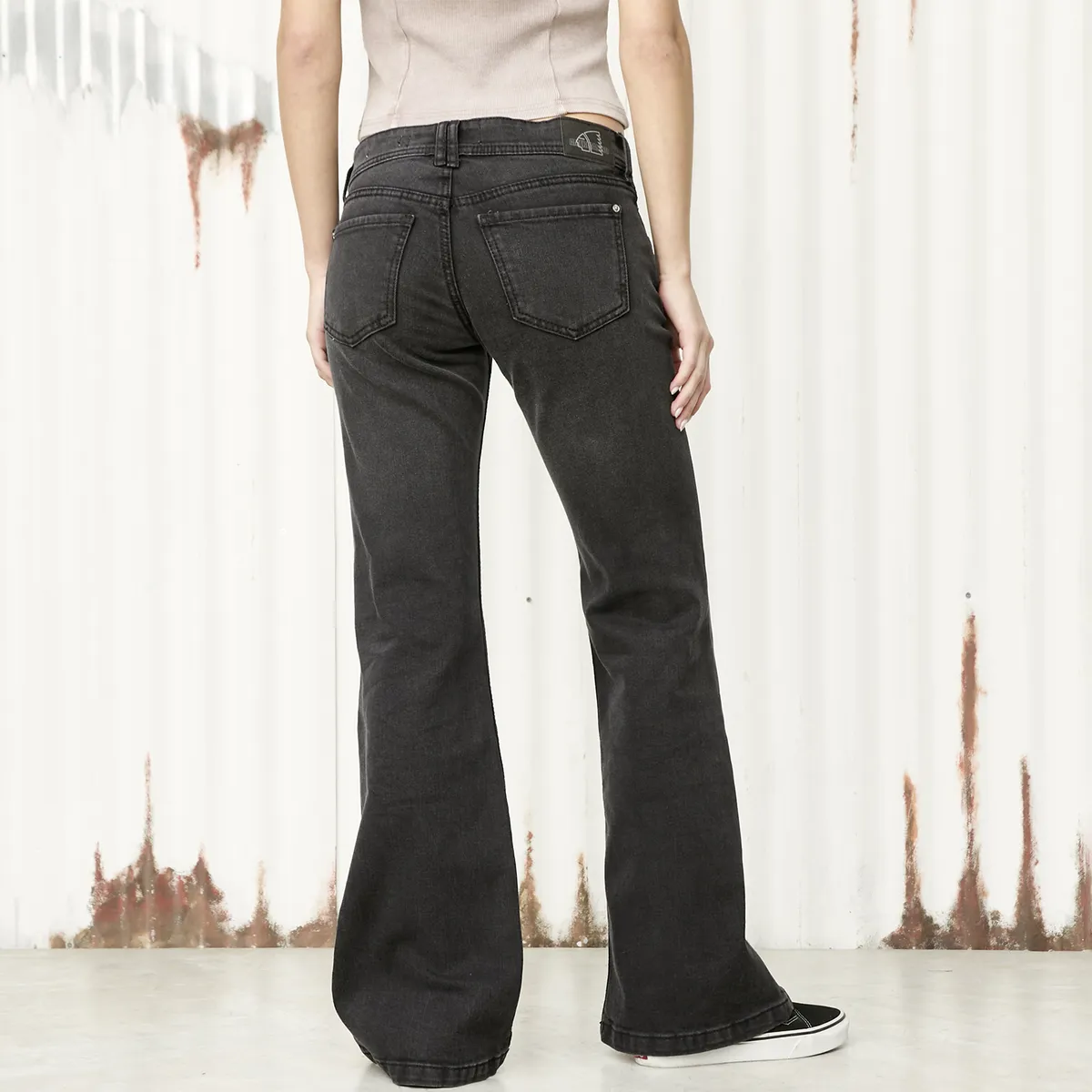 AMERICANINO - Jeans Flare Low Rise Mujer Americanino