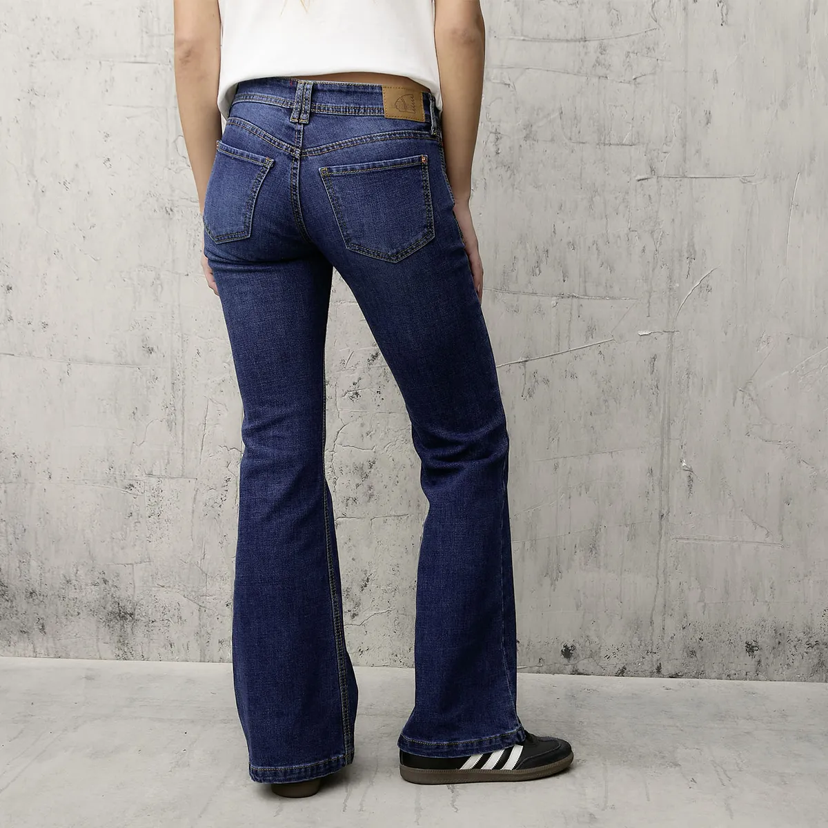 AMERICANINO - Jeans Flare Low Rise Mujer Americanino