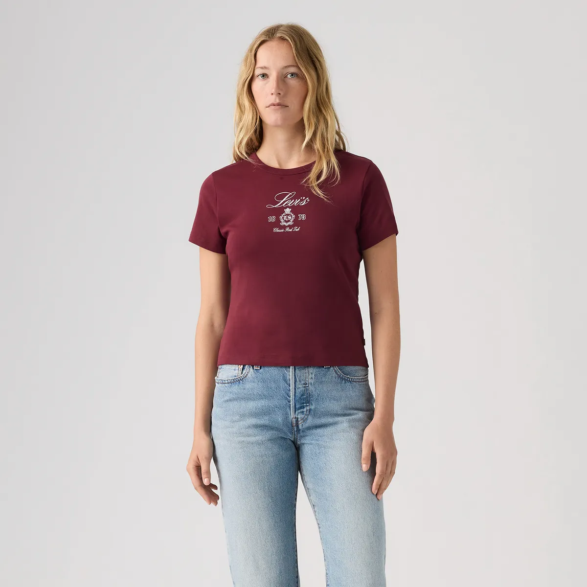 LEVIS - Polera Mujer Manga Corta Slim Fit Burdeo Levis