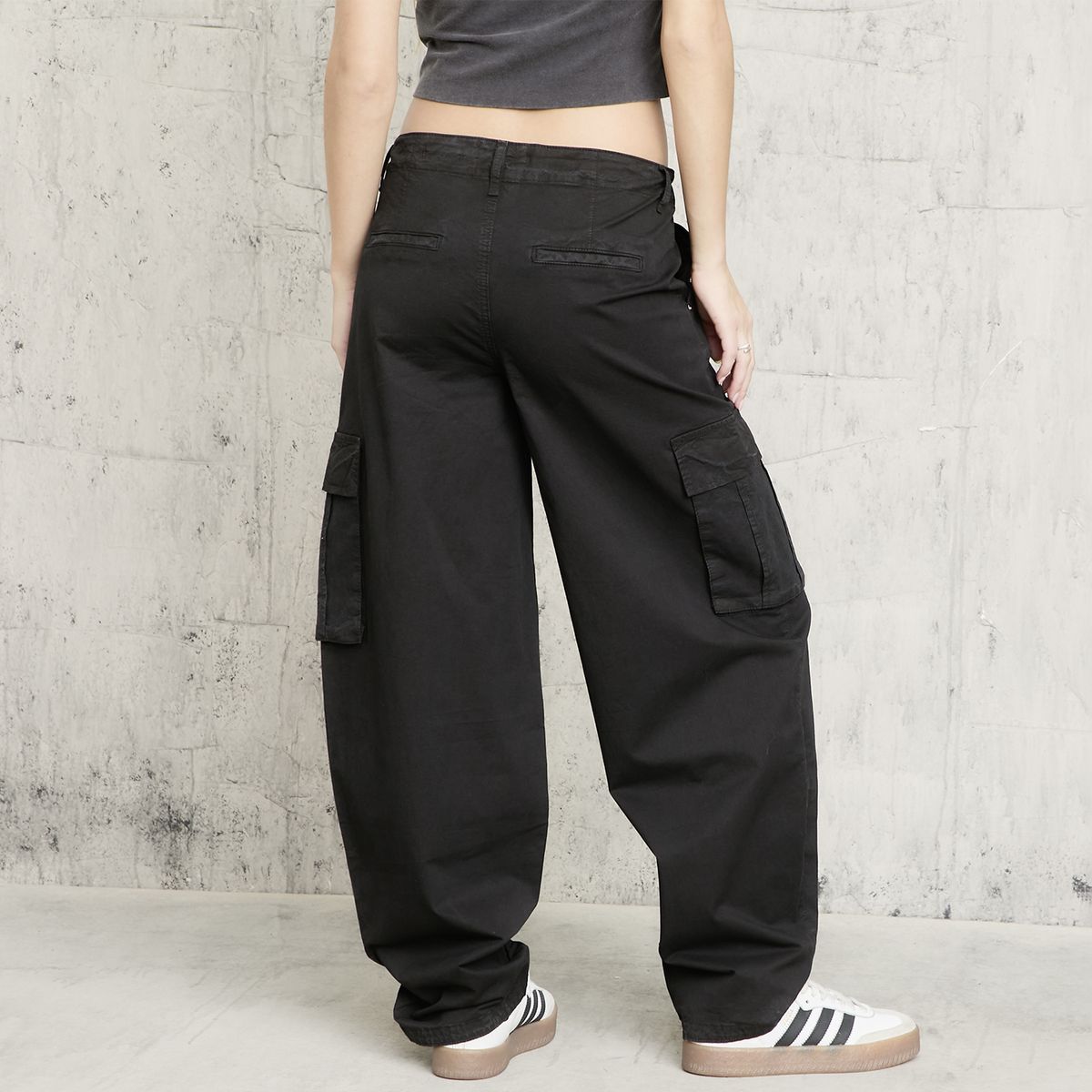 AMERICANINO - Jeans Cargo Parachute Tiro Medio Mujer Americanino