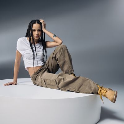 Imagen 2 del producto Jeans Cargo Parachute Tiro Medio Mujer