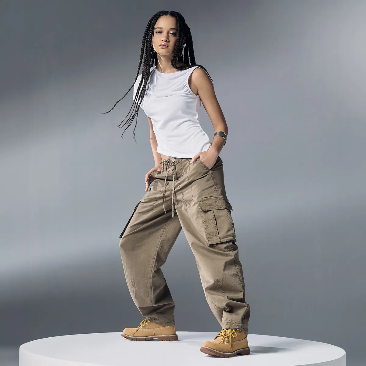 AMERICANINO - Jeans Cargo Parachute Tiro Medio Mujer Americanino