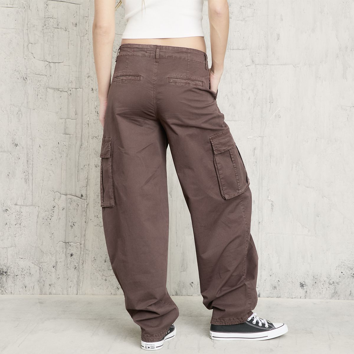 AMERICANINO - Pantalón Cargo Parachute Tiro Medio Mujer Americanino