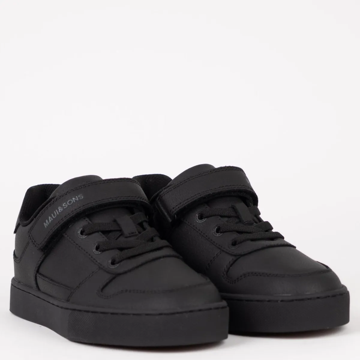 MAUI AND SONS - Zapatilla Escolar Niño Negro (29 a 34) Maui And Sons