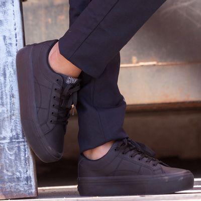 Imagen 2 del producto Zapatilla Escolar Niña Cuero Negro