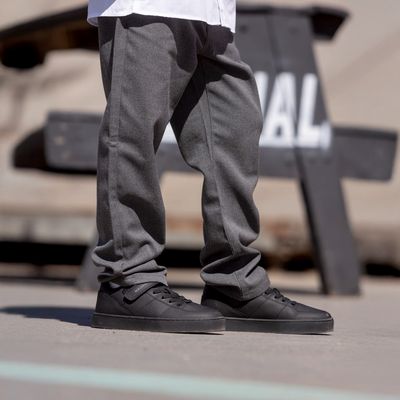 Imagen 2 del producto Zapatilla Escolar Niña Cuero Negro