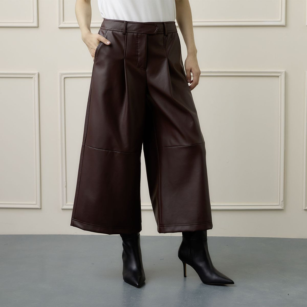 BASEMENT - Pantalón Cuero Effect Mujer Basement