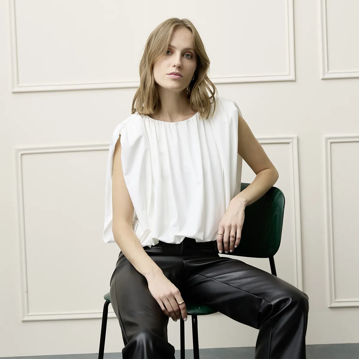 BASEMENT - Polera Hombreras Mujer Basement