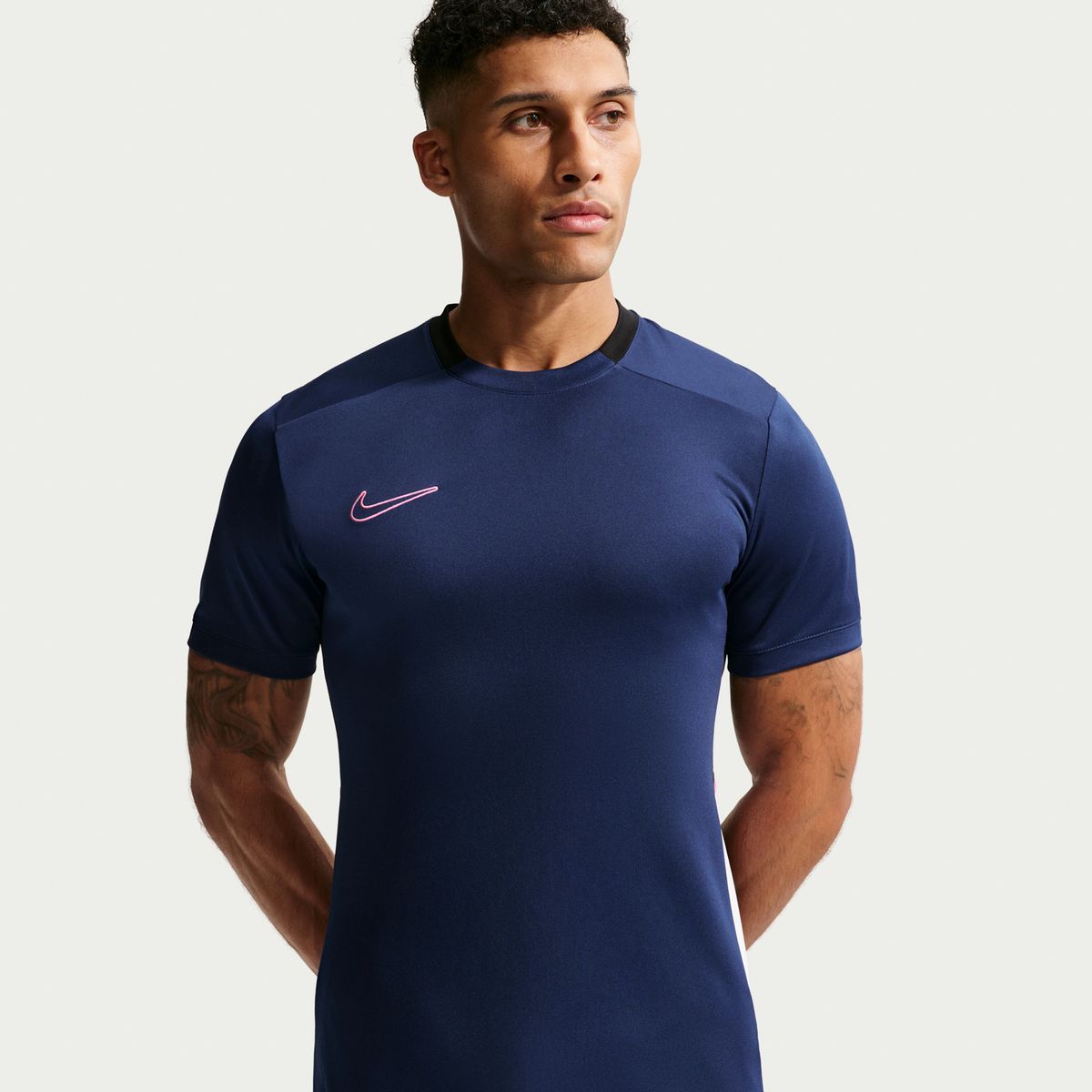 NIKE - Polera Deportiva Manga Corta Hombre Nike