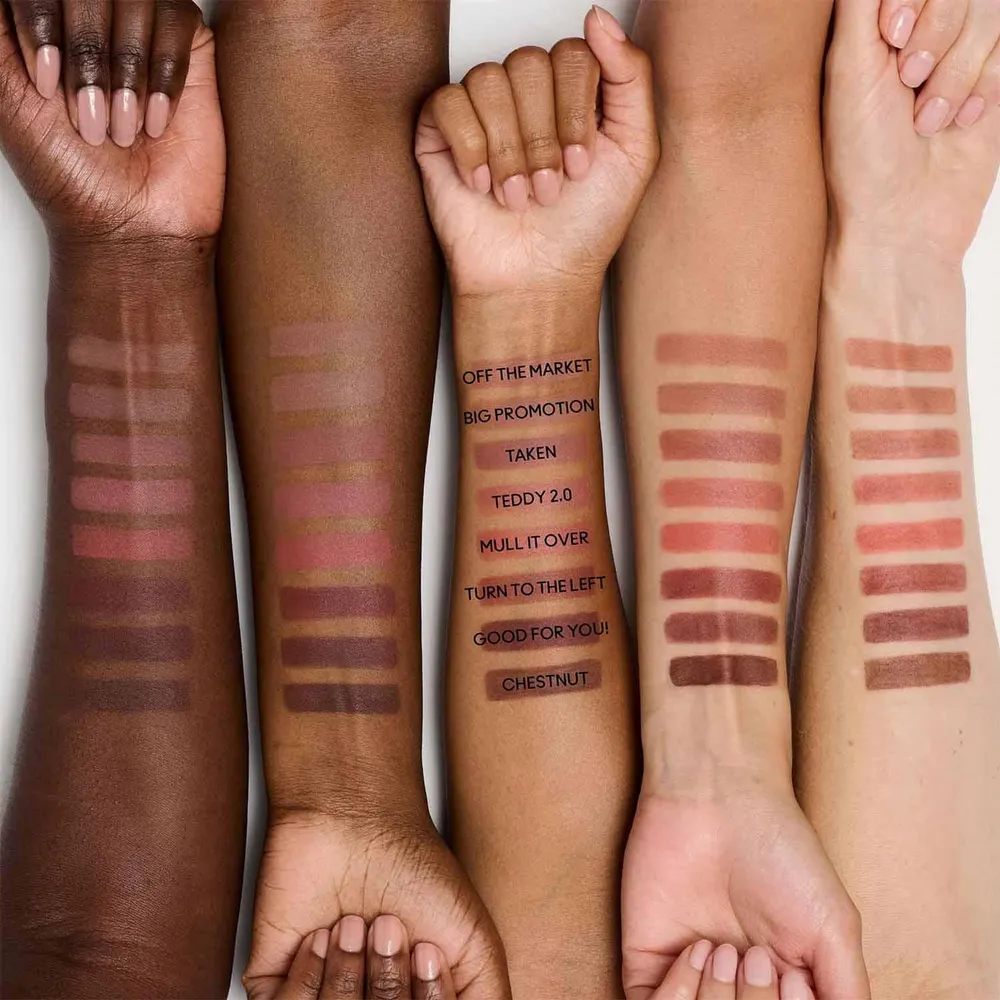 Mac Powder Kiss Hazy Matte Lipstick Off The Market, foto 4