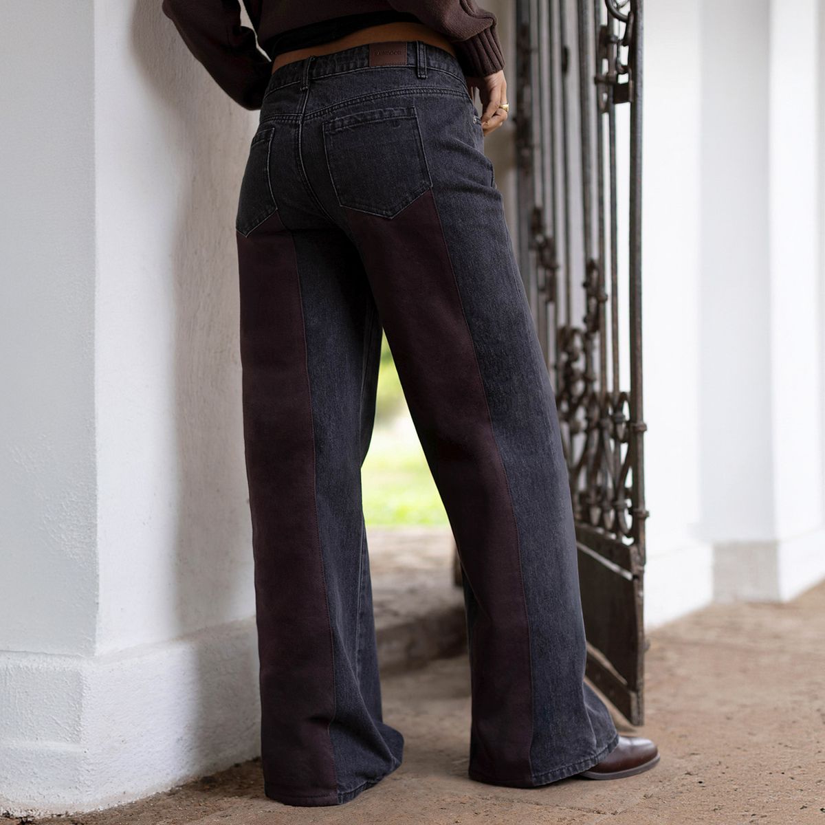RAINDOOR - Pantalón Aplicación Denim Brown Mujer Raindoor