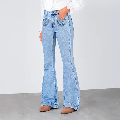 RAINDOOR - Pantalón Flare Tiro Medio Mujer