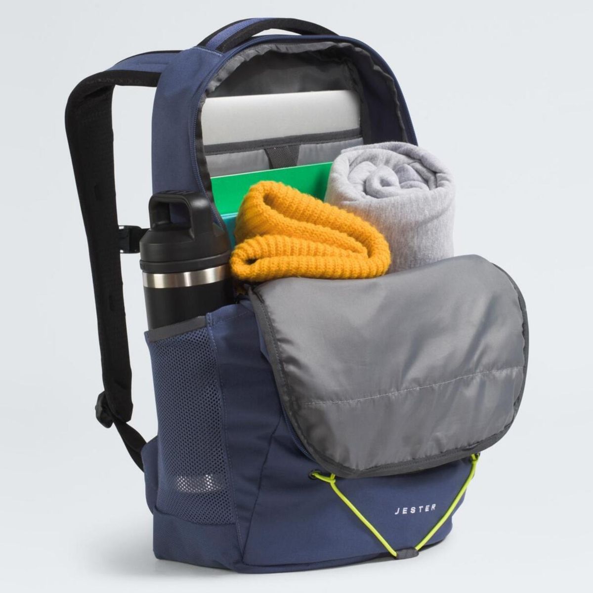 THE NORTH FACE - Mochila Outdoor 27 Lt. Tnf