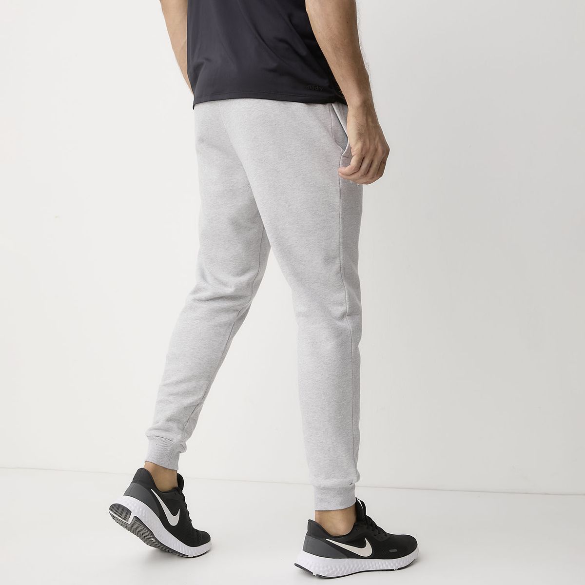 UNDER ARMOUR - Jogger Hombre Under Armour